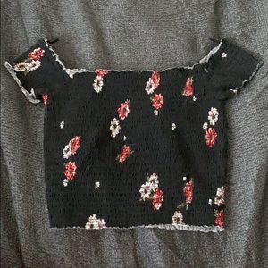 Black, red and white floral scrunch top